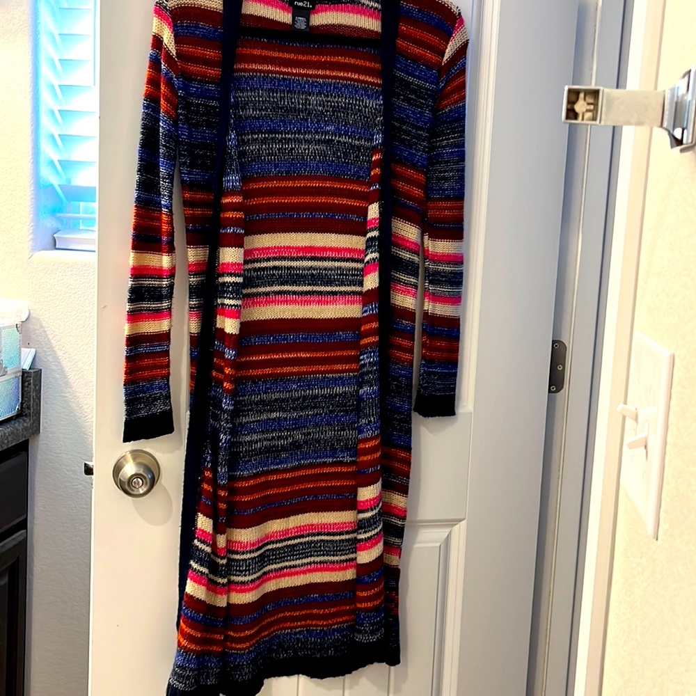 Ladies/ Teens RUE 21 Duster Sweater
